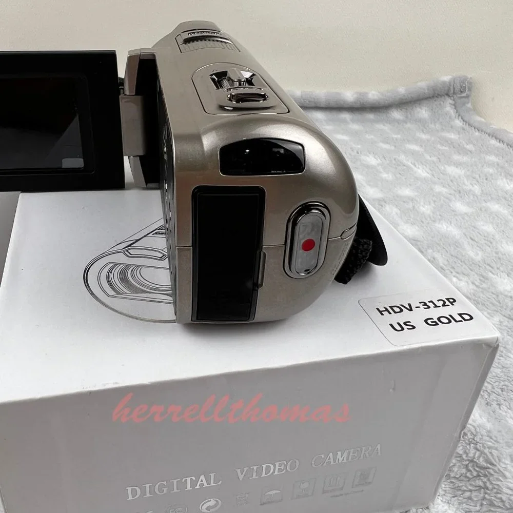 DIGITAL VIDEO CAMERA - Picture 5 of 8